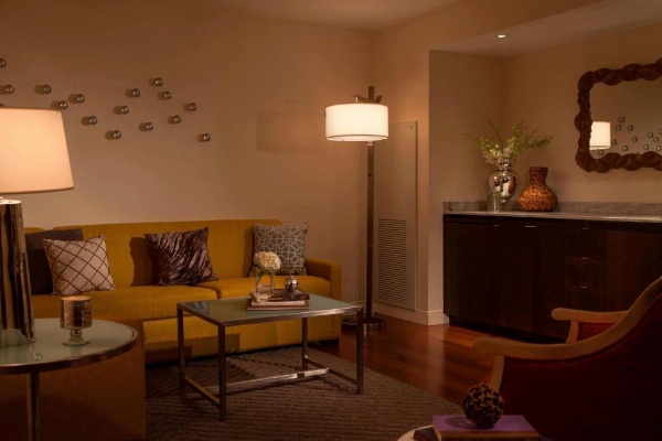 Renaissance by Marriott Baton Rouge Hotel image 12