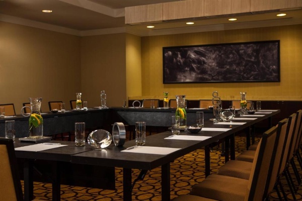 Renaissance by Marriott Baton Rouge Hotel image 30